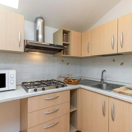 Lovely Apartment M